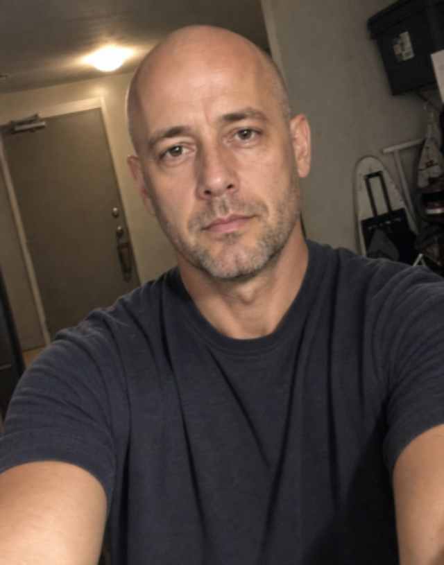 Selfie before AI headshot generation